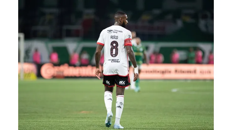 Gerson no Flamengo com camisa de Adílio