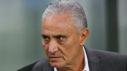 Tite em partida do Campeonato Brasileiro 2023 (Foto: Pedro H. Tesch/Getty Images)