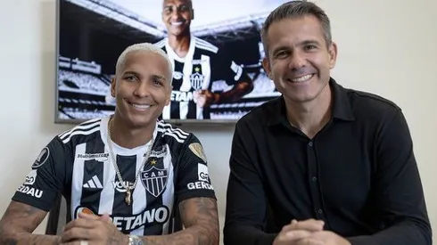 Deyverson em apresentação. Foto: Pedro Souza/Atlético-MG