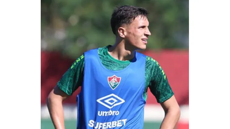 Facundo Bernal rasga elogios à torcida e revela parceria já firmada no Fluminense: "Um gênio total"