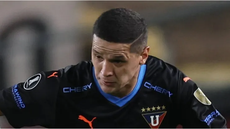 Alex Arce durante jogo da Copa Libertadores. Paraguaio é alvo do Timão no mercado da bola. - Getty Images