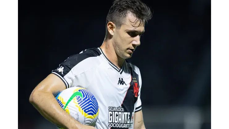 Piton liga o alerta no DM vascaino