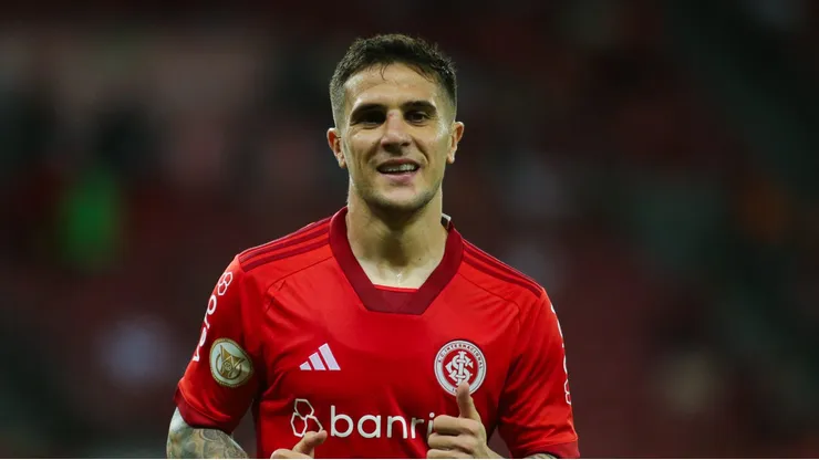 Bustos interessa ao São Paulo.