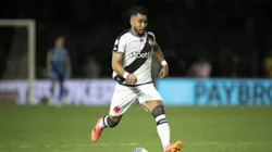 Meio-campista foi titular durante boa parte do confronto