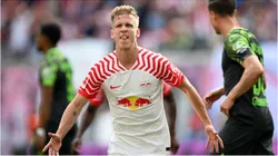 Foto: Stuart Franklin/Getty Images - Dani Olmo comemorando gol.