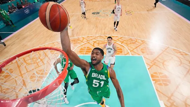 Bruno Caboclo lidera o Brasil contra o Dream Team nesta terça (6) nas Olimpíadas 2024