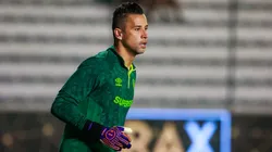 Fabio jogador do Fluminense durante aquecimento antes da partida contra o Juventude no estadio Alfredo Jaconi pelo campeonato Copa Do Brasil 2024.