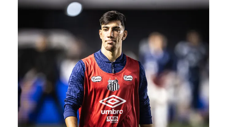 Pedrinho do Santos oferecido ao Corinthians