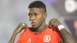 Internacional recusou os valores por Vitão.
