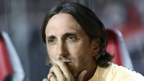 SP - SAO PAULO - 03/08/2024 - BRASILEIRO A 2024, SAO PAULO X FLAMENGO - Luis Zubeldia tecnico do Sao Paulo durante partida contra o Flamengo no estadio Morumbi pelo campeonato Brasileiro A 2024.