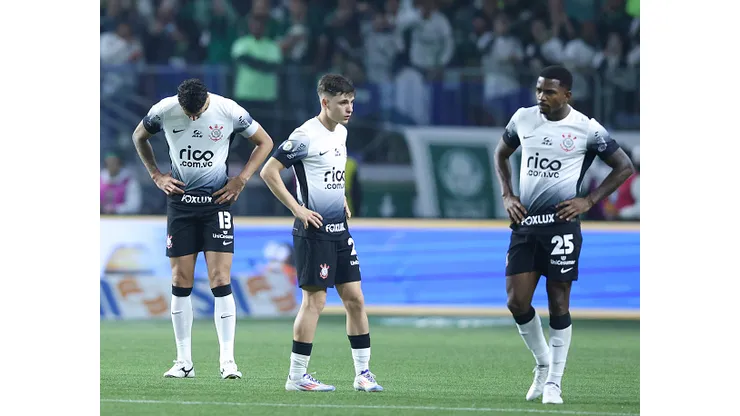 Gustavo Henrique, Breno Bidon e Cacá do Corinthians reagem de pois da derrota contra o Palmeiras no Allianz Parque- Brasileirão 2024