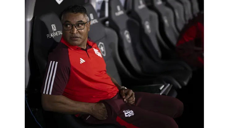 Roger Machado tecnico do Internacional durante partida contra o Botafogo no estadio Engenhao -Brasileirão A 2024.