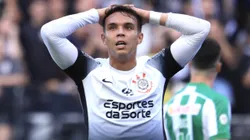 Giovane jogador do Corinthians lamenta durante partida contra o Juventude. Foto: Marcello Zambrana/AGIF