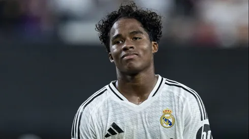 Endrick, atacante do Real Madrid em jogo contra o Barcelona - Foto: Ira L. Black/Getty Images