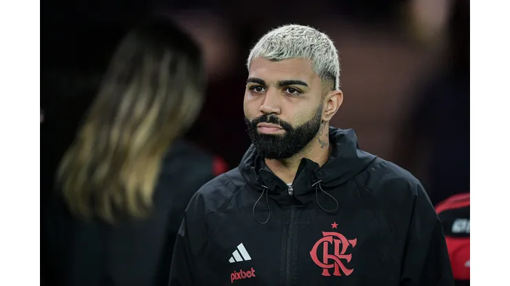 RJ - RIO DE JANEIRO - 31/07/2024 - BRASILEIRO A 2024, FLAMENGO X PALMEIRAS - Gabigol jogador do Flamengo durante aquecimento antes da partida contra o Palmeiras no estadio Maracana pelo campeonato Brasileiro A 2024. Foto: Thiago Ribeiro/AGIF