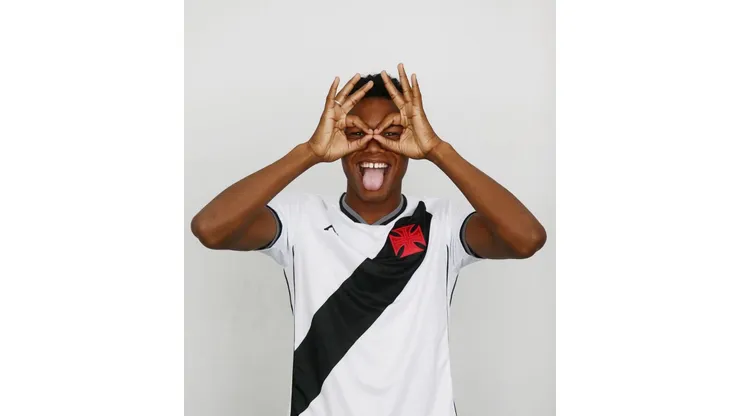 Apesar do empate, GB comemora primeiro gol no profissional do Vasco e dispara: "Vamos trabalhar"