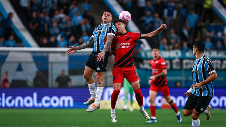 Athletico x Grêmio terá transmissão ao vivo pelo site Bolavip Brasil 1h30 antes da bola rolar. Foto: Maxi Franzoi/AGIF