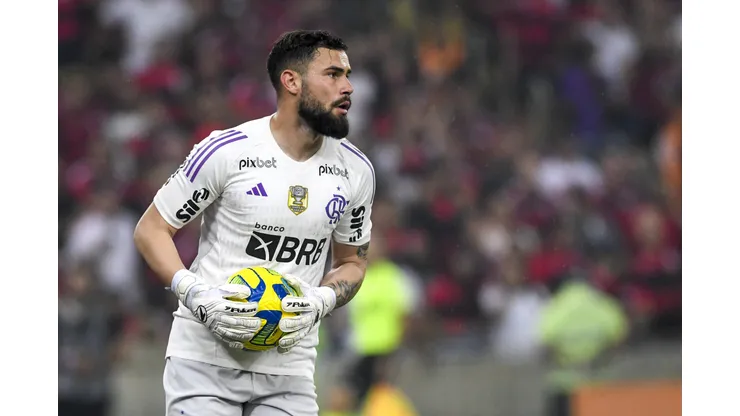 Matheus Cunha tem sido titular no Flamengo