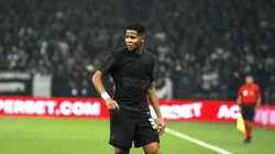 Corinthians quer vender Wesley