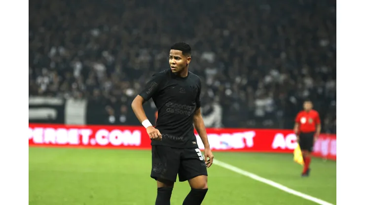 Corinthians quer vender Wesley