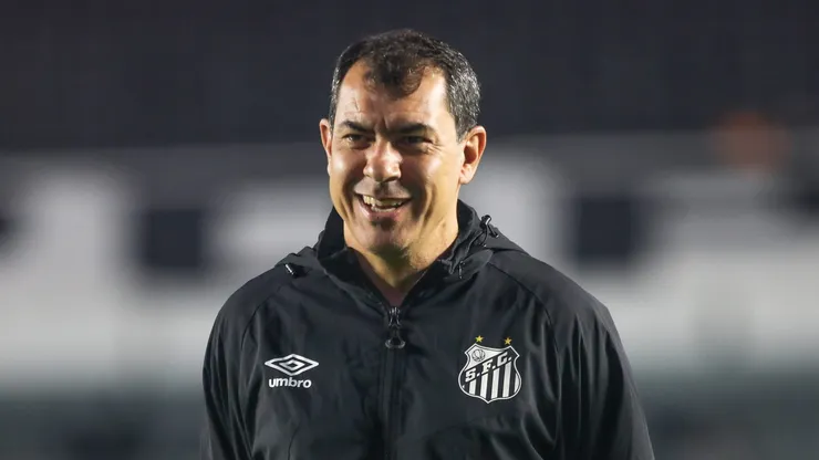 Carille durante a partida contra o Sport. Foto: Reinaldo Campos/AGIF