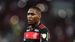 Meio-campista volta após três jogos