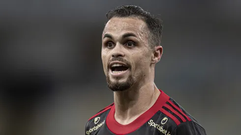 Atacante em ação com a camisa do Flamengo