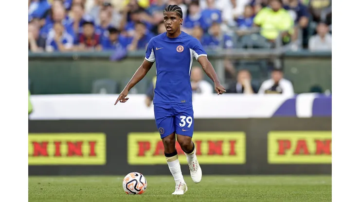 Andrey Santos atuando pelo Chelsea. (Foto de Adam Hunger/Getty Images)