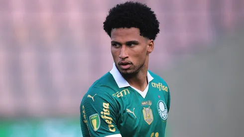 Murilo é titular do Palmeiras de Abel Ferreira e não será negociado na janela - Foto: Ettore Chiereguini/AGIF