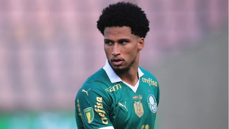 Murilo é titular do Palmeiras de Abel Ferreira e não será negociado na janela - Foto: Ettore Chiereguini/AGIF