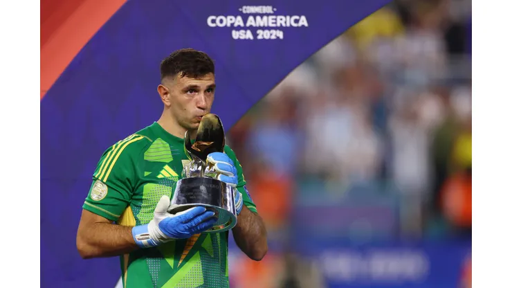 Emiliano Martinez foi o melhor goleiro da Copa América. (Foto de Maddie Meyer/Getty Images)