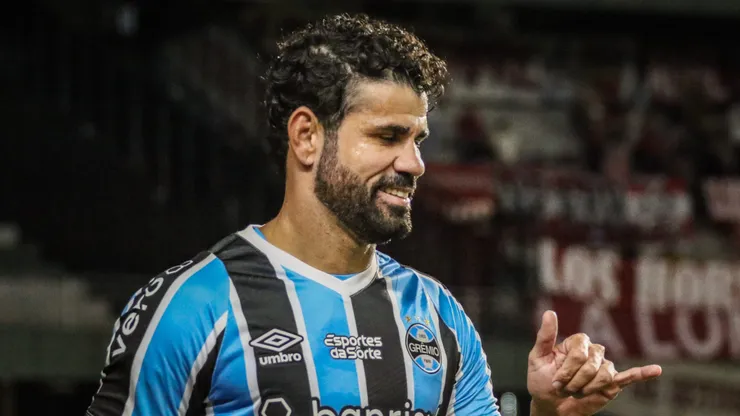 Diego Costa pode enfrentar o Athletico pelo Brasileirão