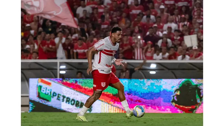 Operário-PR e CRB medem forças na 19ª rodada da Série B.