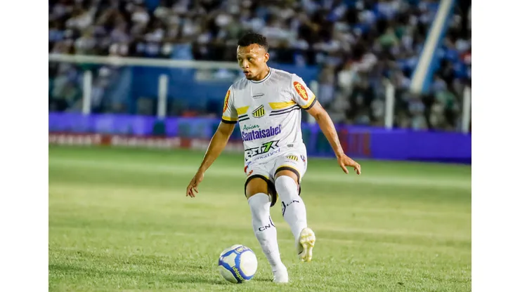 Novorizontino duela contra Goiás na 19ª rodada da Série B.