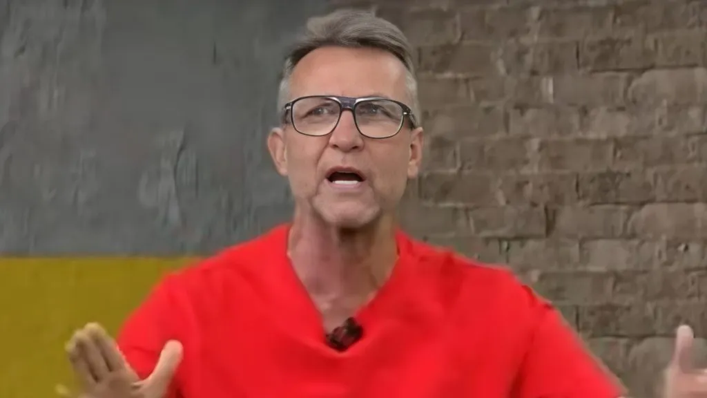 Craque Neto critica Fagner após derrota do Corinthians. Foto: Reprodução/Youtube - Os Donos da Bola