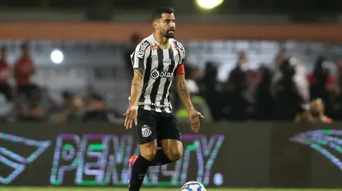 Tomás Rincón saiu revoltado de Santos x Operário