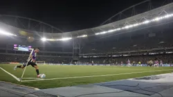 Estádio Nilton Santos recebendo a partida entre Botafogo e Fortaleza, pelo Campeonato Brasileiro.