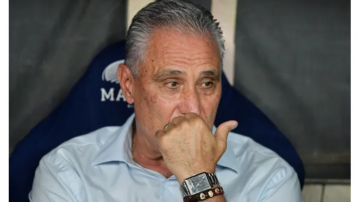 Tite entrou para a lista dos erros onerosos do Mengão