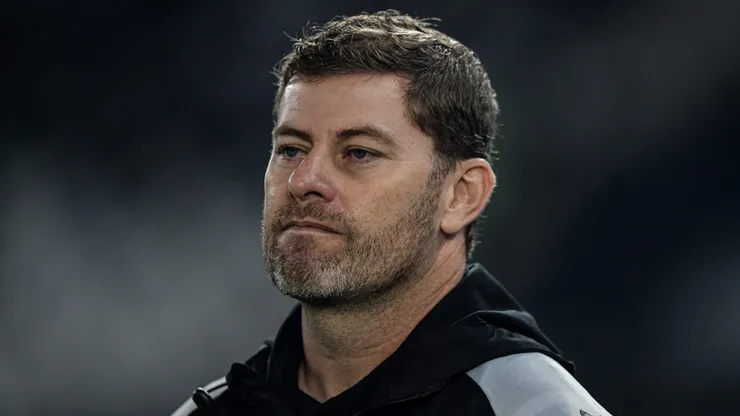 Rafael Paiva técnico do Vasco durante partida pelo Campeonato Brasileiro 2024. Foto: Thiago Ribeiro/AGIF