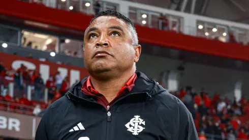 Roger Machado, treinador do Internacional - Foto: Maxi Franzoi/AGIF