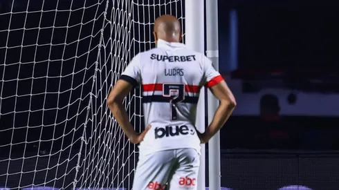 SP - SAO PAULO - 25/09/2024 - COPA LIBERTADORES 2024, SAO PAULO X BOTAFOGO - Lucas jogador do Sao Paulo durante partida contra o Botafogo no estadio Morumbi pelo campeonato Copa Libertadores 2024. Foto: Marcello Zambrana/AGIF