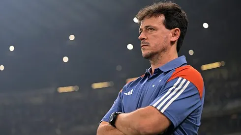 Fernando Diniz, técnico do Cruzeiro, reage durante a partida da contra o Vasco no Estádio Mineirão, em Belo Horizonte