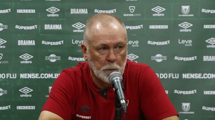 Mano Menezes toma atitude polêmica após derrota do Fluminense
