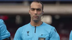 O árbitro Davi de Oliveira Lacerda. Foto: Anderson Romao/AGIF