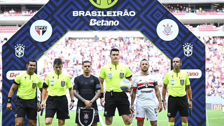 São Paulo x Corinthians no Estádio Mané Garrincha. Foto: Ton Molina/Fotoarena 