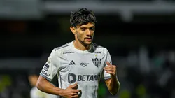 Scarpa em ação com a camisa do Galão da Massa