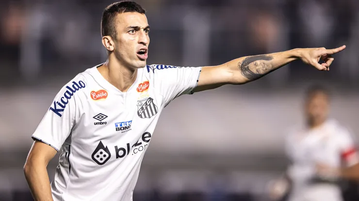 Joao Schmidt acredita que o Santos controlou o jogo contra o Operário (PR) e o time cumpriu com o papel. Foto: Abner Dourado/AGIF