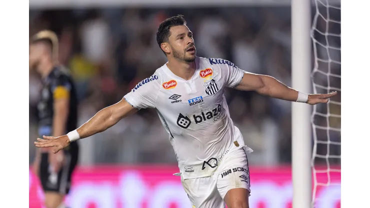 Giuliano jogador do Santos comemora seu gol durante partida contra o Operário. Foto: Beno Kuster Nunes/AGIF