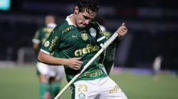 SP - CAMPINAS - 28/09/2024 - BRASILEIRO A 2024, PALMEIRAS X ATLETICO-MG - Raphael Veiga jogador do Palmeiras comemora seu gol durante partida contra o Atletico-MG no estadio Brinco de Ouro pelo campeonato Brasileiro A 2024. Foto: Ettore Chiereguini/AGIF