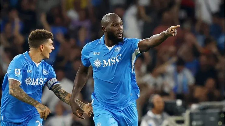 Romelu Lukaku comemora primeiro gol na Série A pela Napoli. (Photo by Francesco Pecoraro/Getty Images)